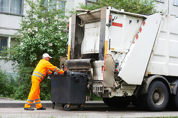 Best Yard Waste Removal  in Crosspointe, VA